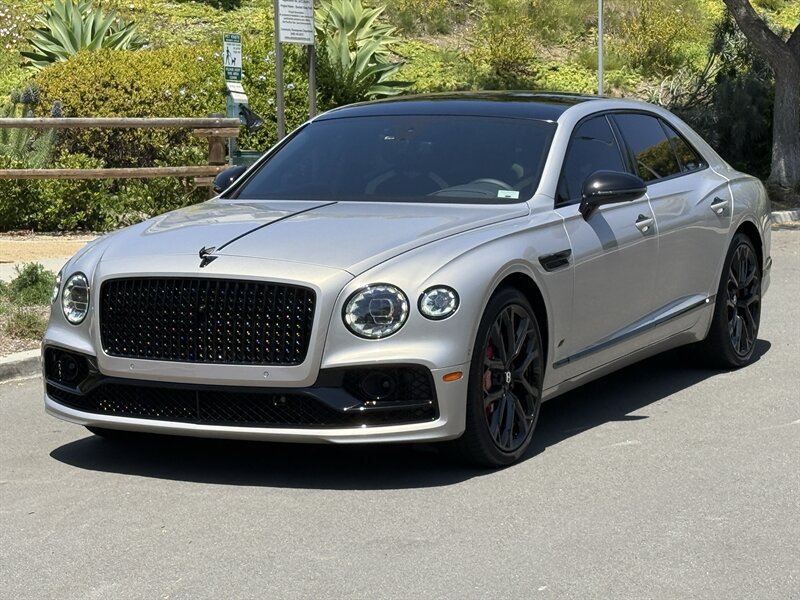 Used 2023 Bentley Flying Spur S V8 AWD/4WD image 12