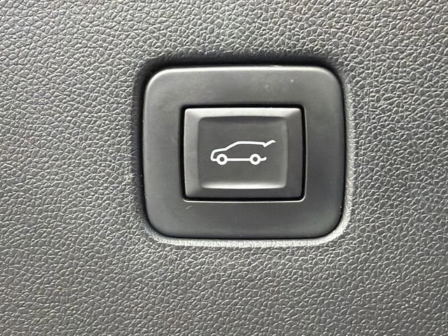 Used 2024 Buick Envista Sport Touring w/ Convenience I Package FWD image 19