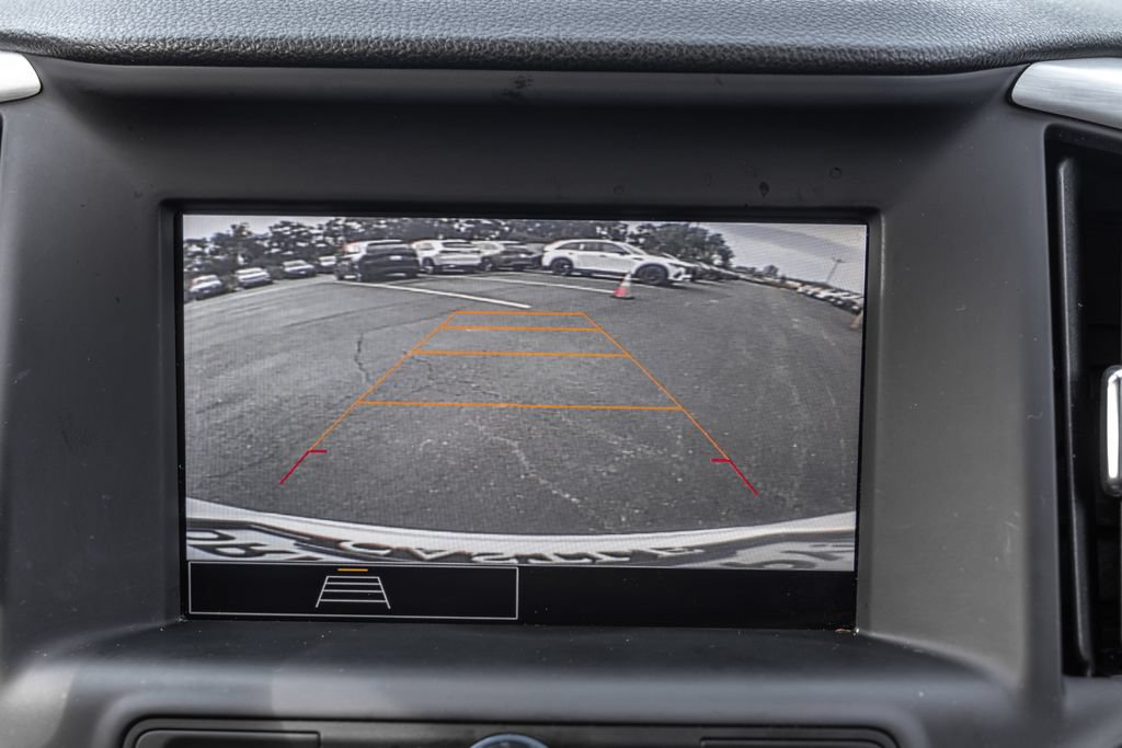 Used 2023 GMC Terrain SLE w/ Driver Convenience Package FWD image 18