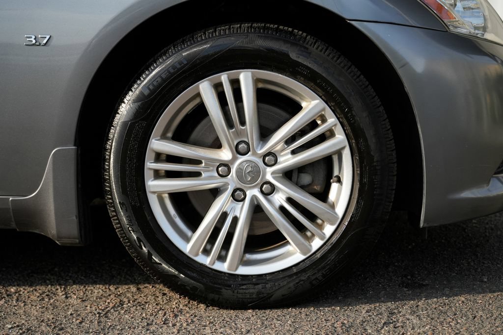 Used 2015 INFINITI Q40 AWD w/ Navigation Package image 10