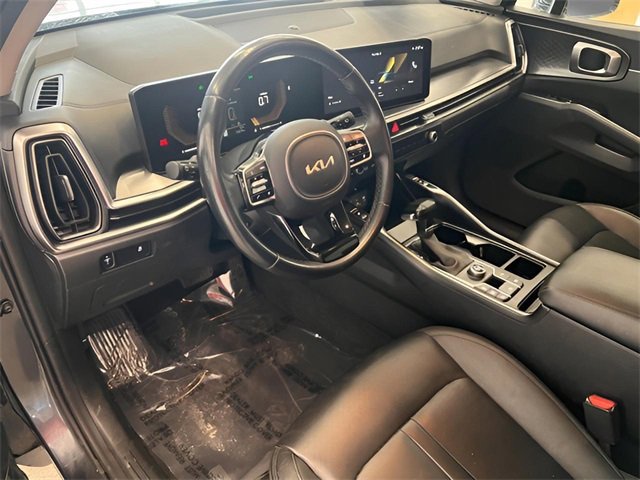 Used 2024 Kia Sorento S image 15