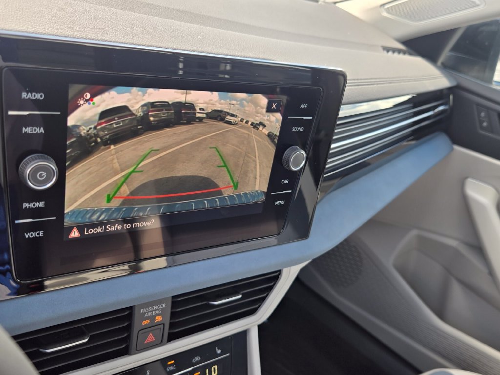 New 2027 Volkswagen Jetta SE FWD image 10
