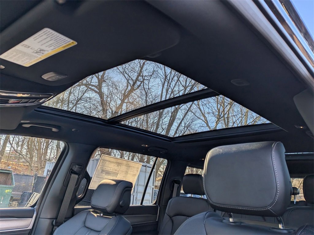 New 2025 Jeep Wagoneer Series II image 17