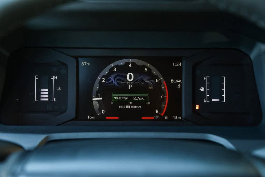New 2025 Toyota 4Runner SR5 AWD/4WD image 28