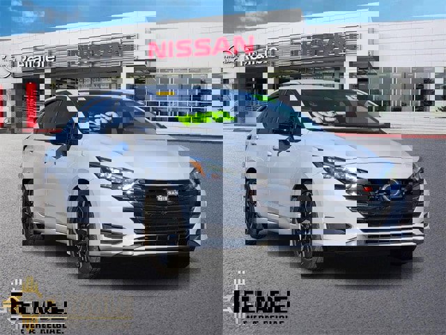 Certified 2024 Nissan Versa SR w/ Trunk Package