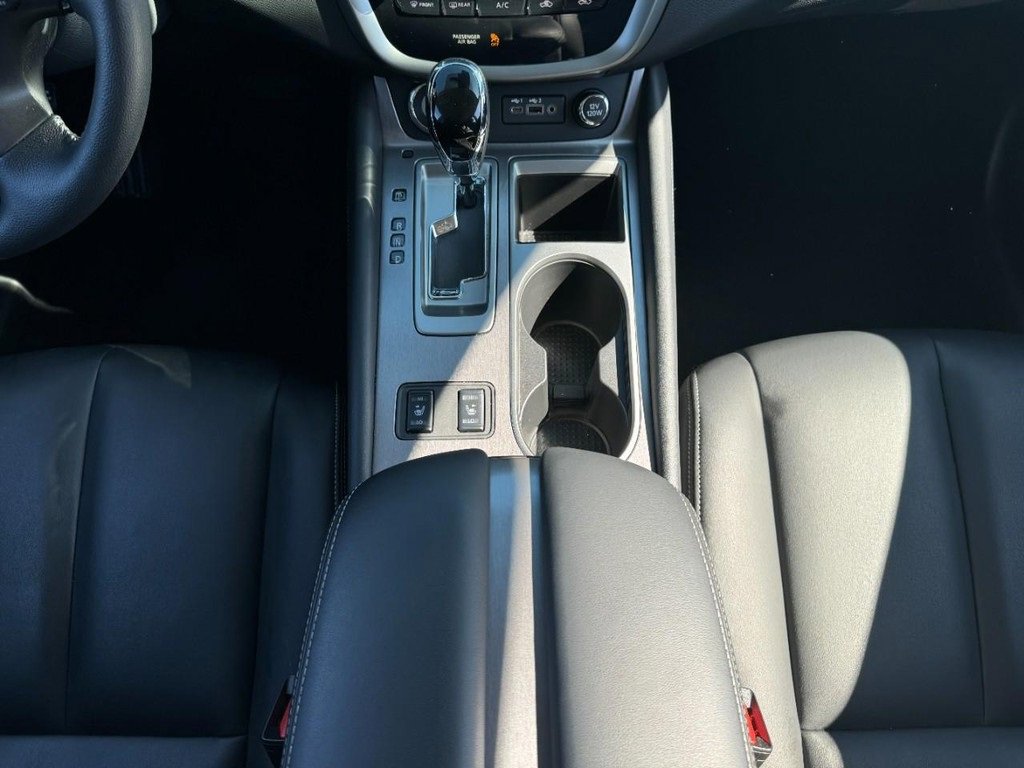 Used 2024 Nissan Murano SV w/ SV Midnight Edition Package image 14