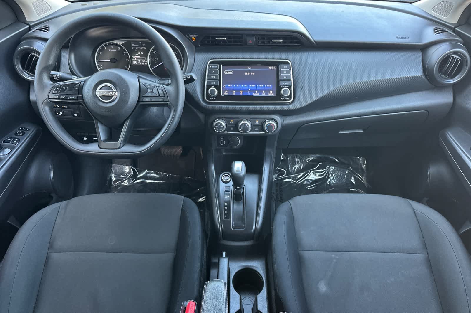 Certified 2025 Nissan Kicks Play S FWD image 3