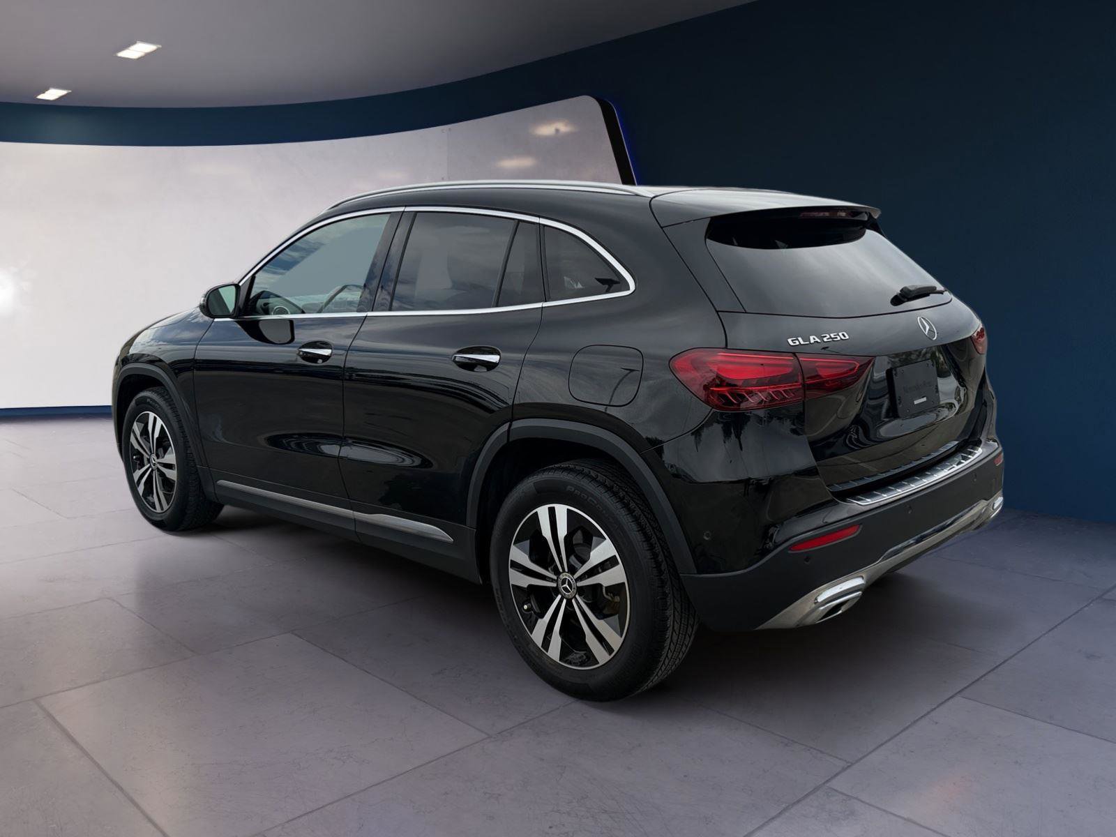 Used 2024 Mercedes-Benz GLA 250 image 3