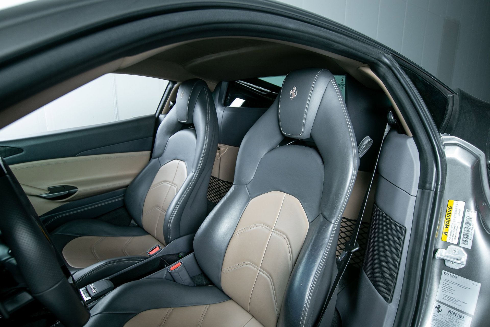 Used 2016 Ferrari 488 GTB image 36