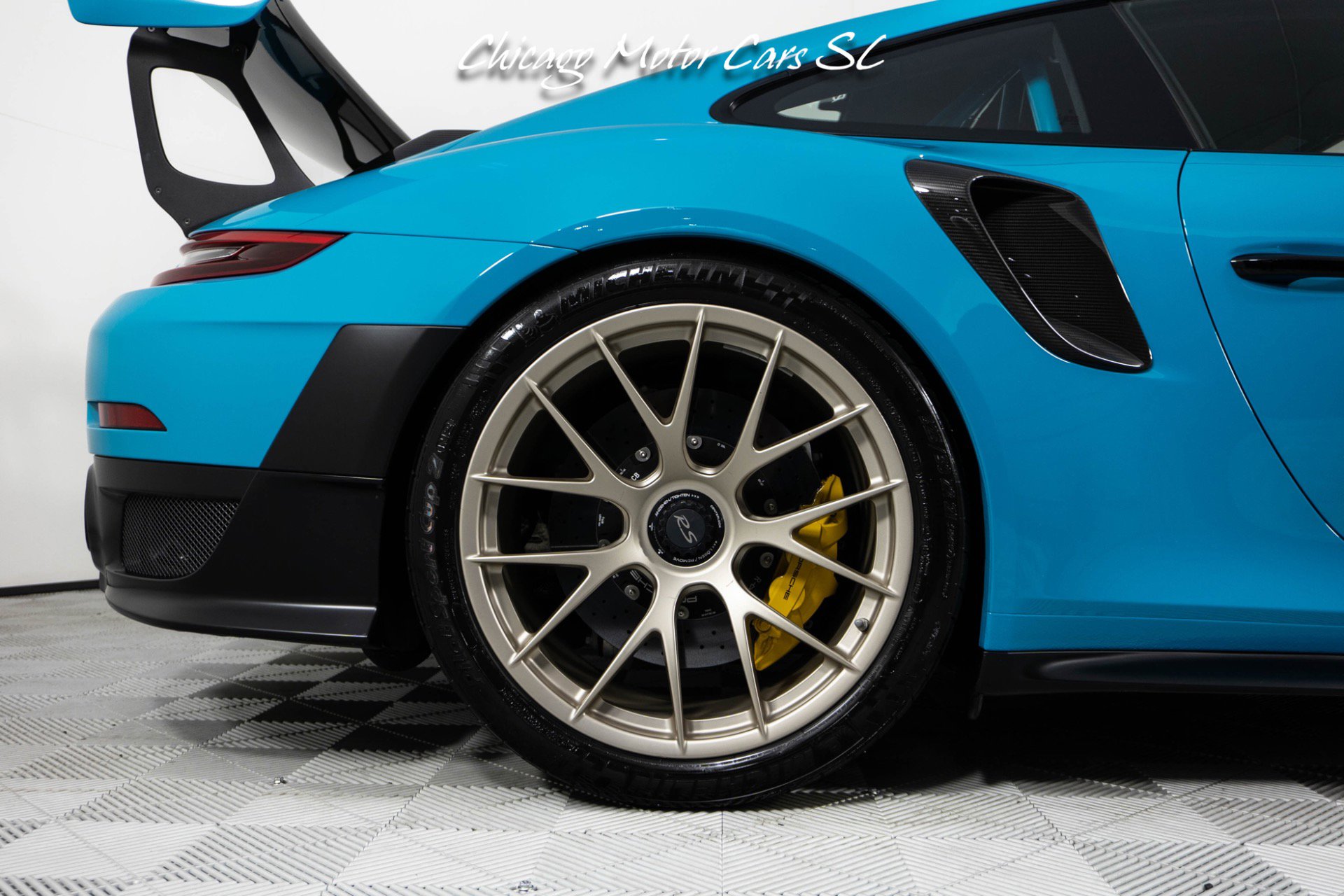Used 2018 Porsche 911 GT2 RS RWD image 15
