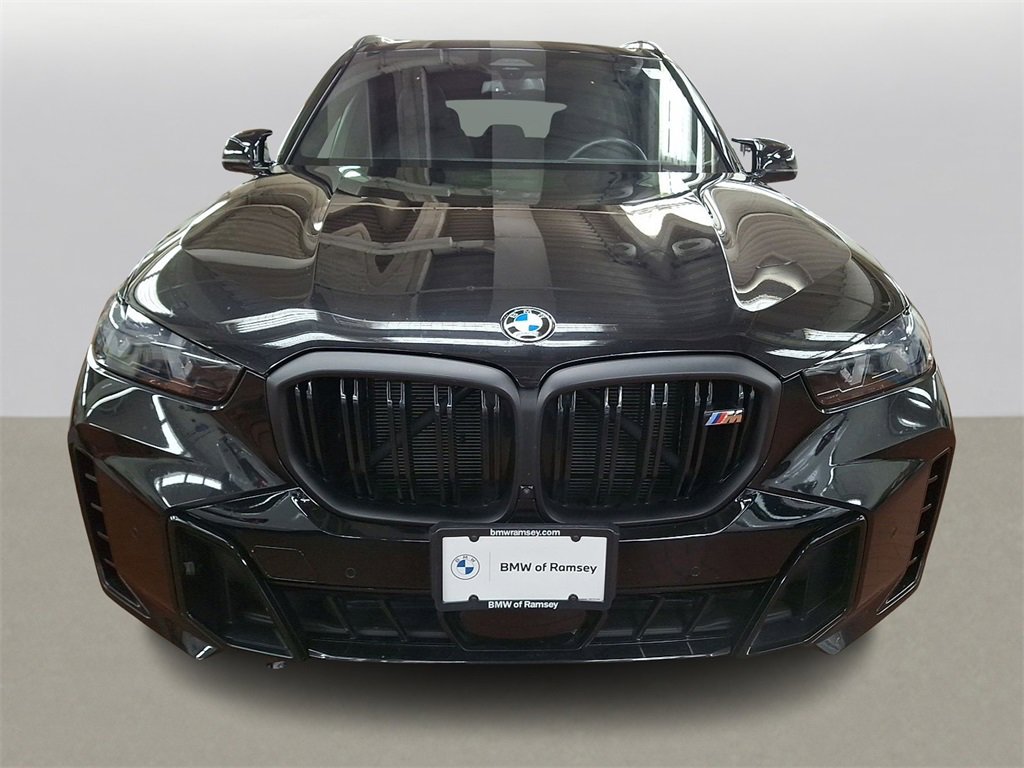 Used 2025 BMW X5 M60i w/ Executive Package image 2