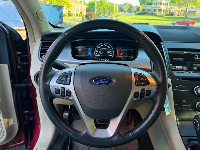 Used 2014 Ford Taurus SEL w/ Equipment Group 201A FWD image 15