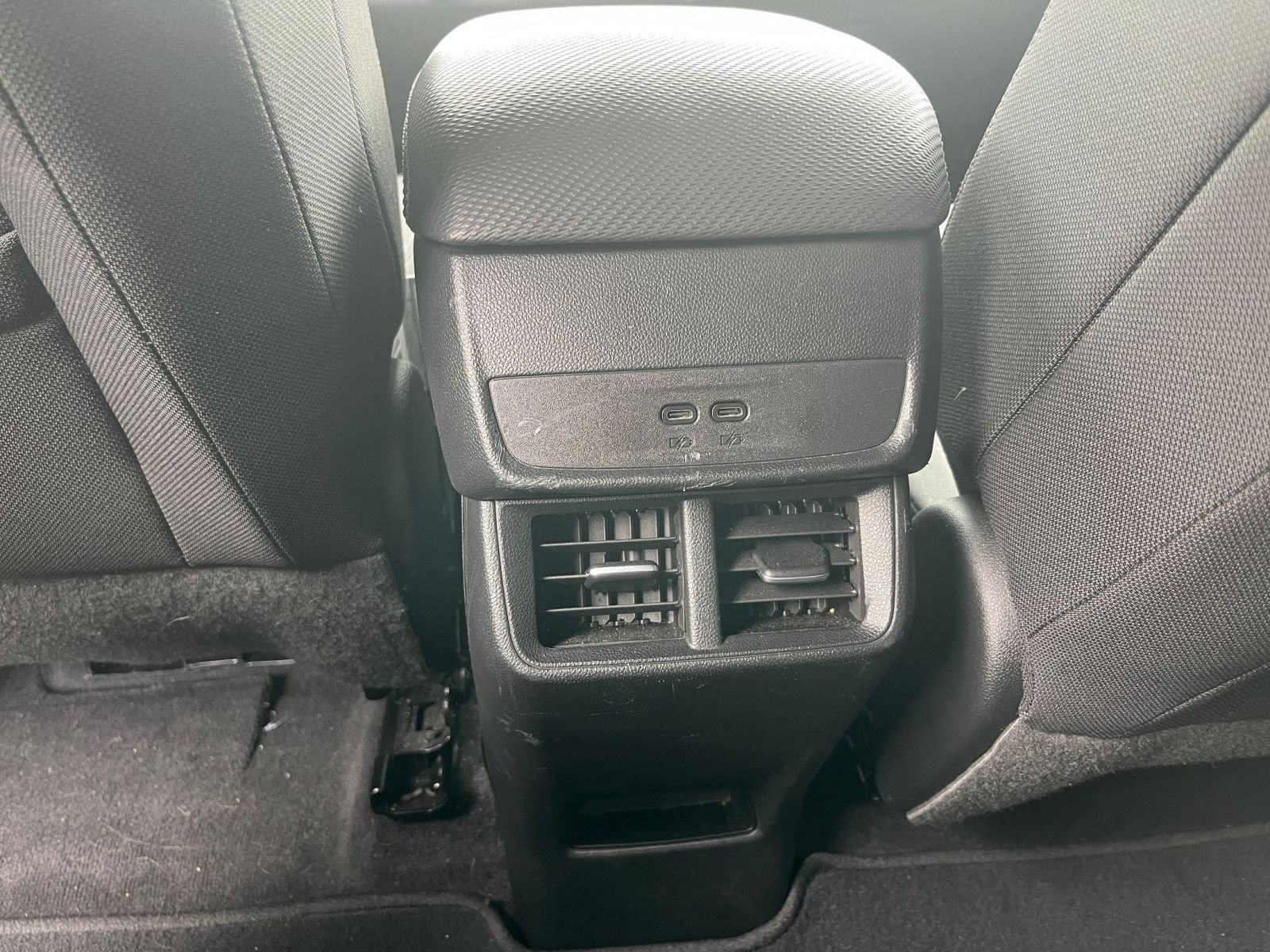 Used 2025 Chevrolet Equinox LT FWD image 22