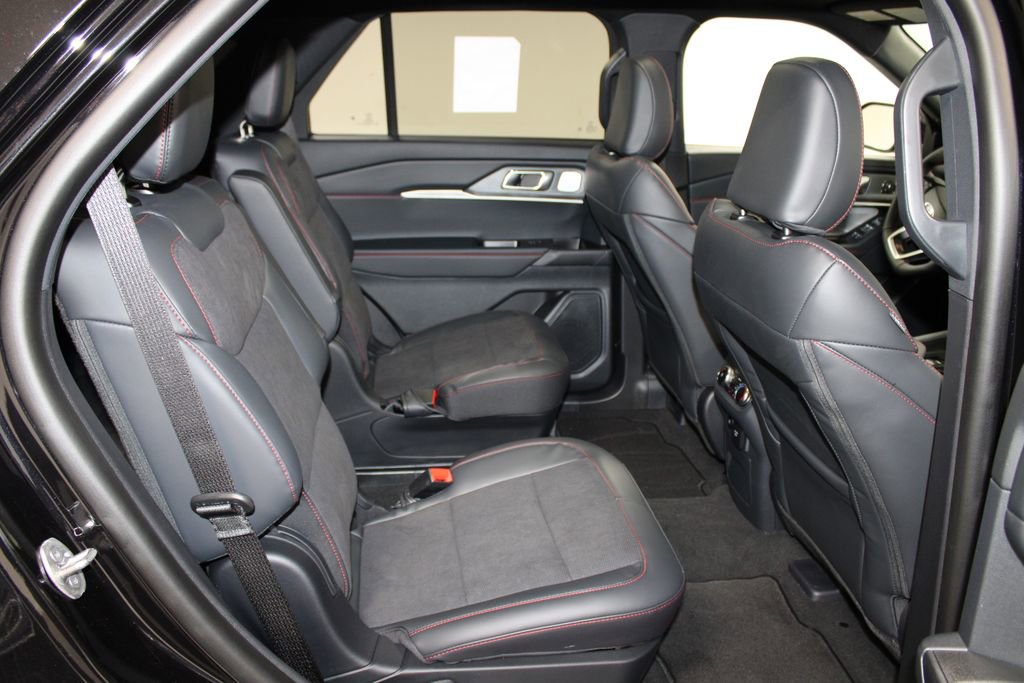 New 2026 Ford Explorer ST w/ Sun And Sound Package image 31
