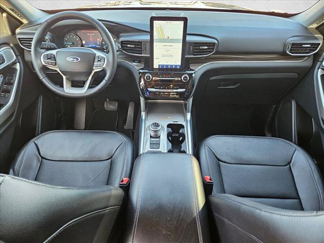 Used 2023 Ford Explorer Limited w/ Limited Technology Package RWD image 20
