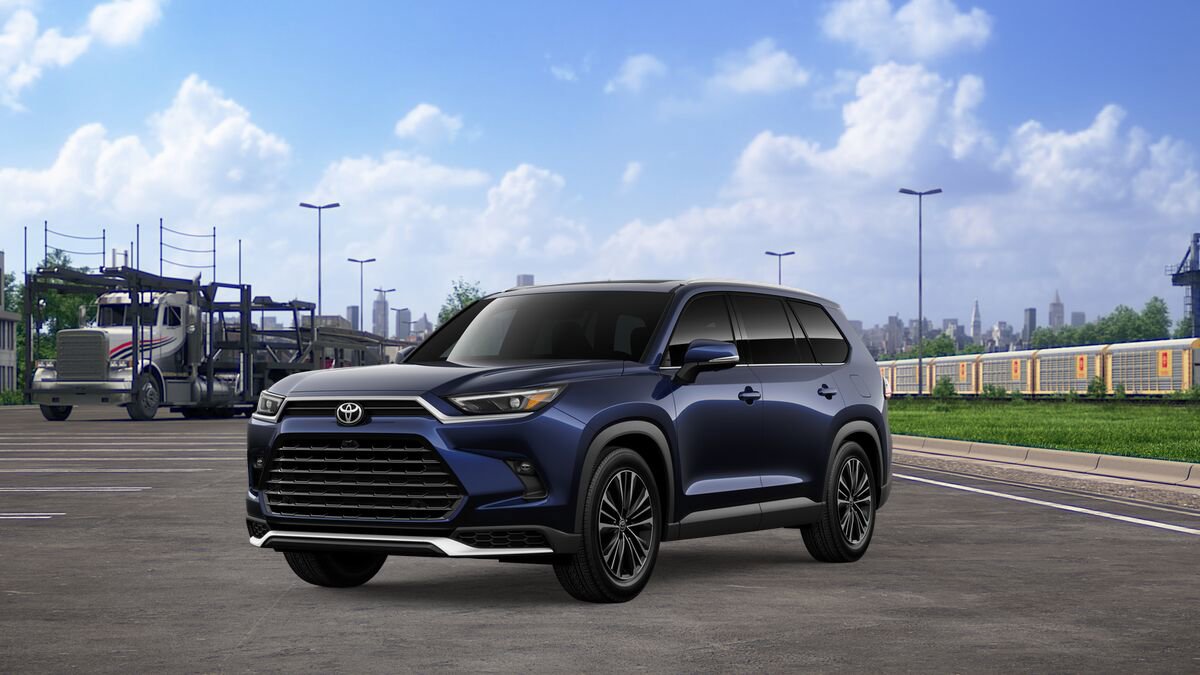 New 2026 Toyota Grand Highlander AWD Hybrid image 1