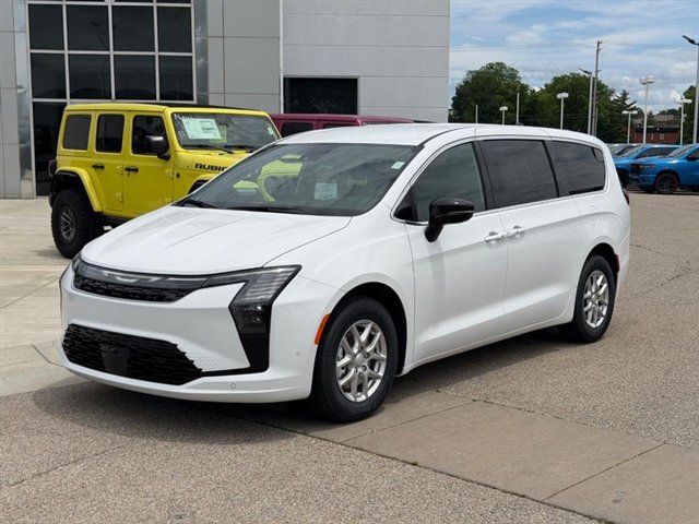 New 2027 Chrysler Pacifica Select