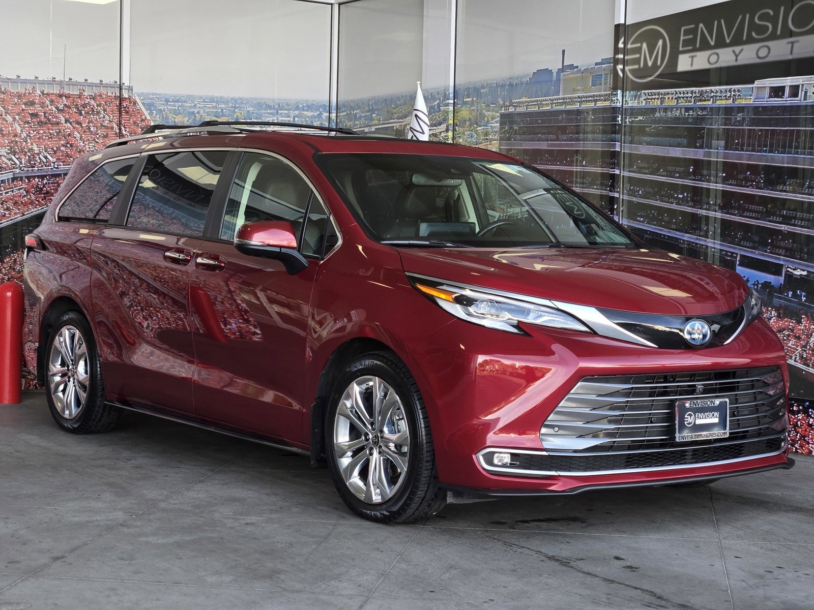 Certified 2022 Toyota Sienna Platinum image 1