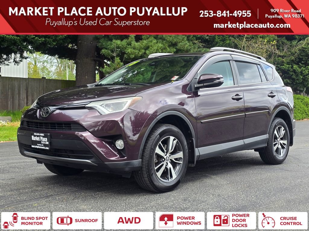 Used 2017 Toyota RAV4 XLE AWD/4WD image 1