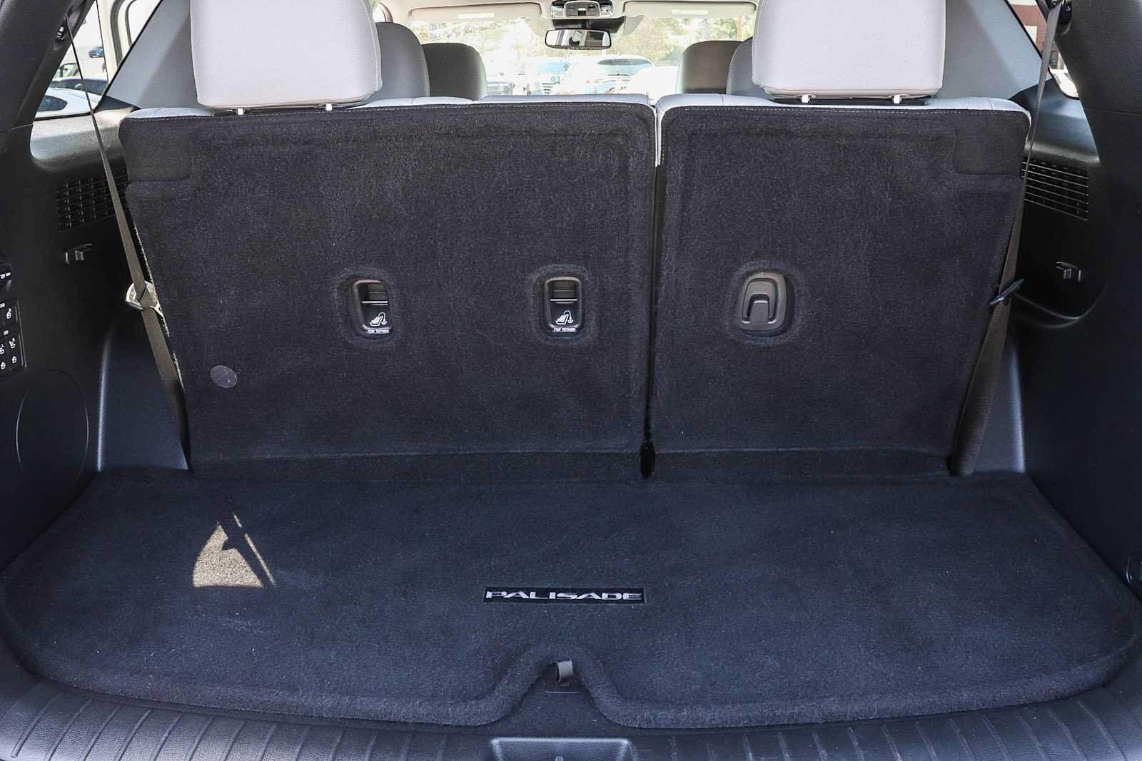 Used 2021 Hyundai Palisade SEL w/ Premium Package AWD/4WD image 16