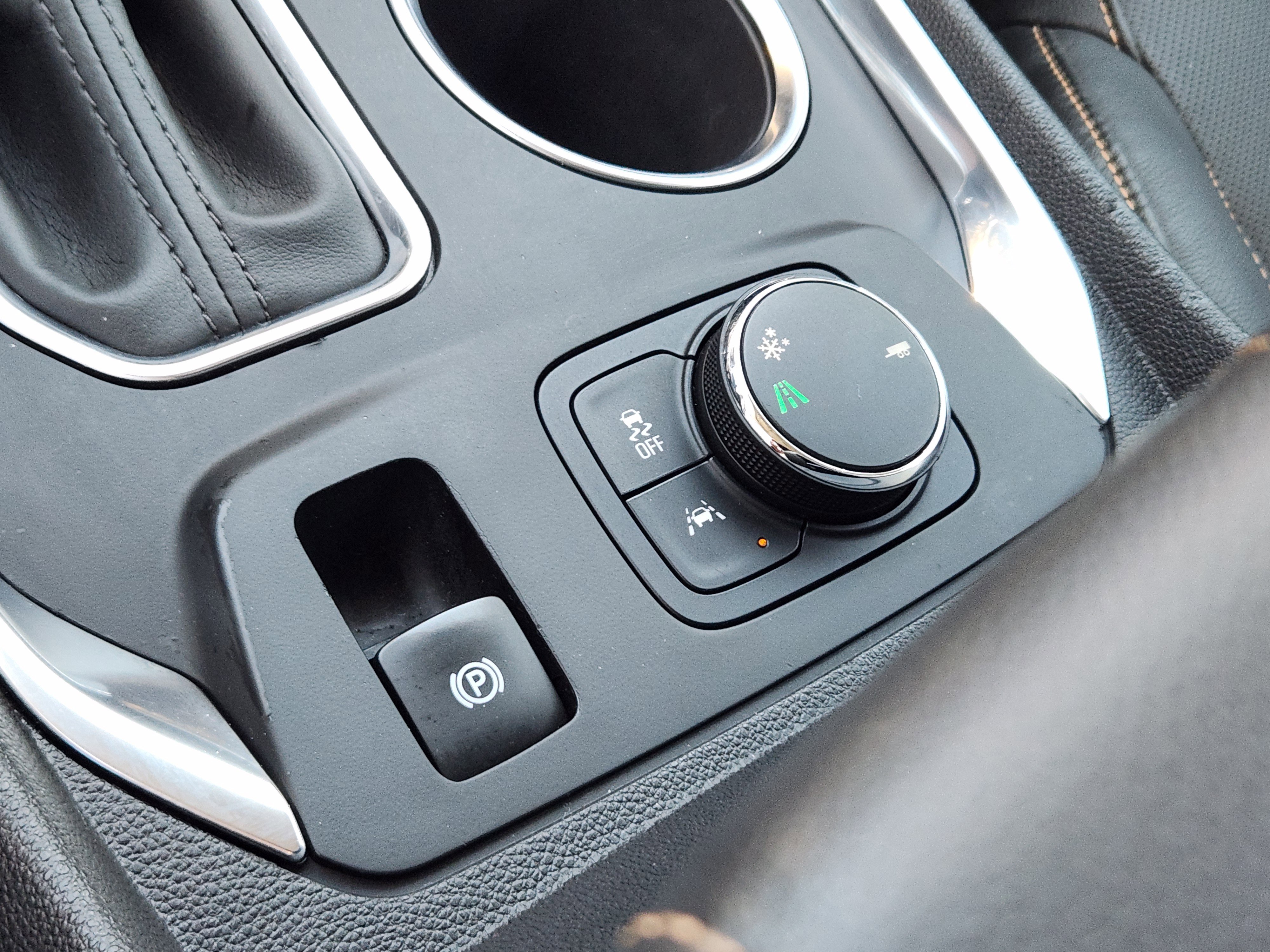 Used 2019 Chevrolet Traverse Premier w/ Redline Edition image 28