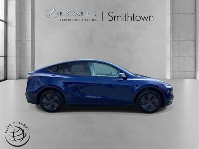 Used 2026 Tesla Model Y 2WD image 4