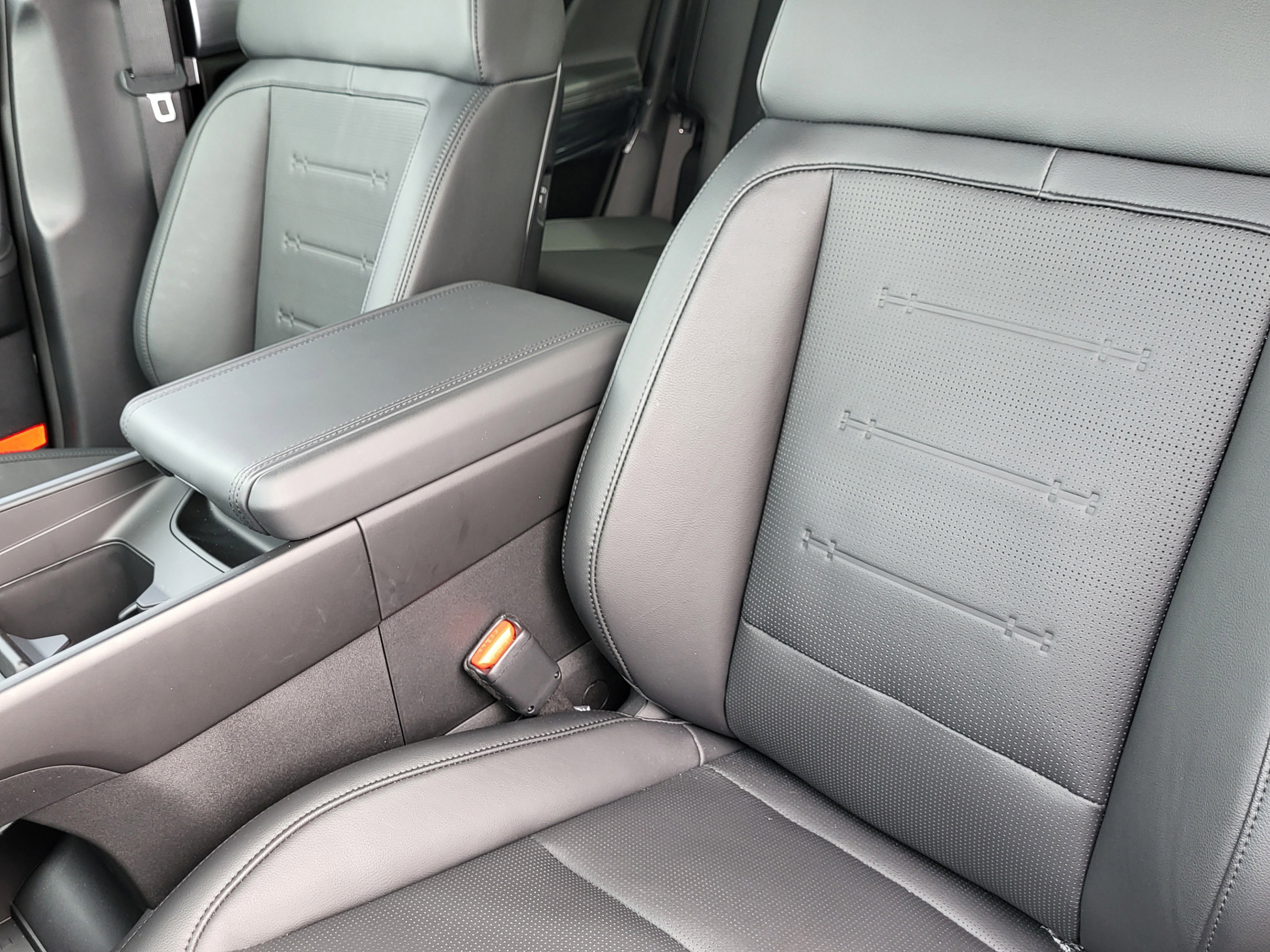 New 2026 Hyundai Santa Fe Limited AWD/4WD image 13