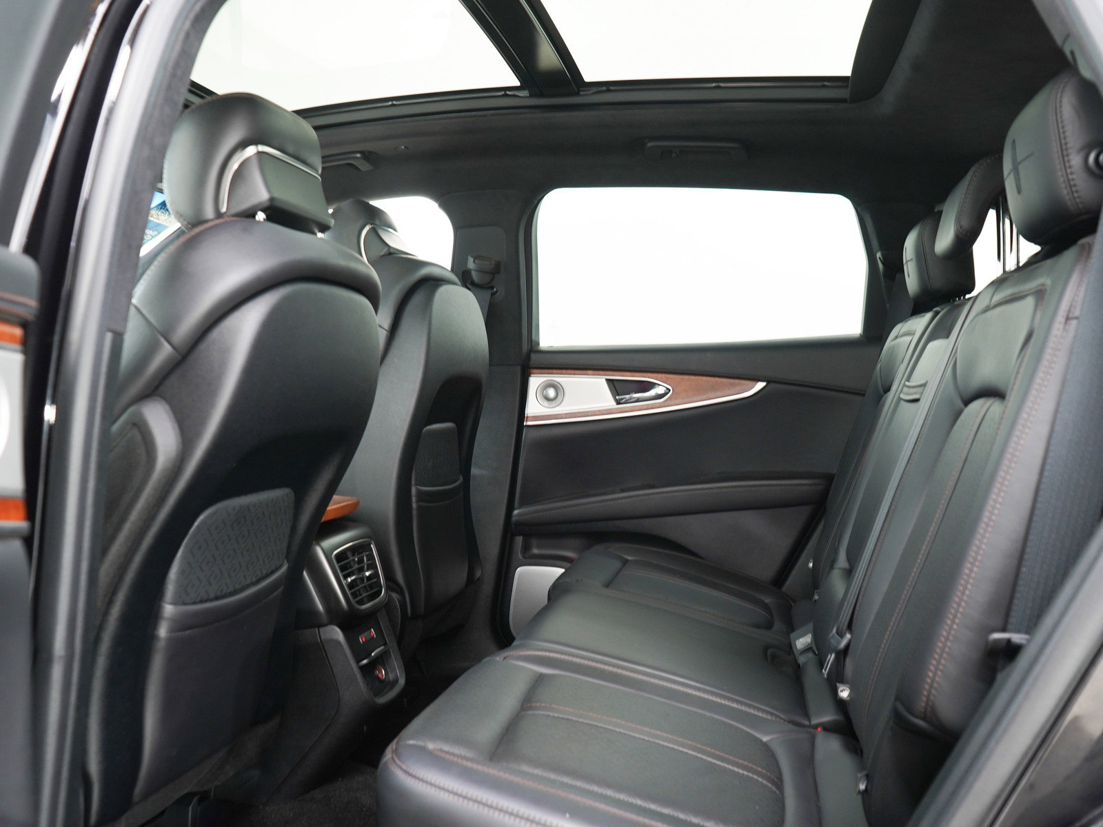 Used 2019 Lincoln Nautilus Black Label AWD/4WD image 21