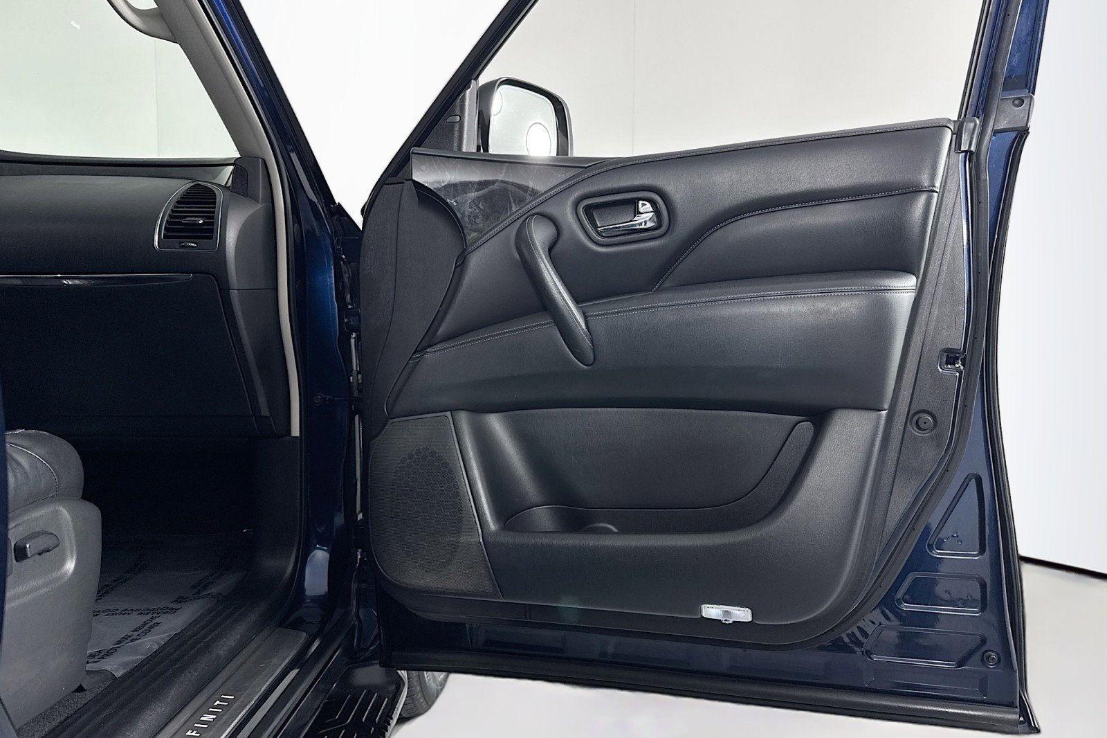 Used 2020 INFINITI QX80 Luxe w/ Proassist Package image 24