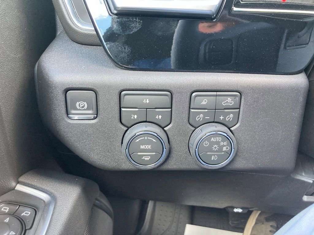 New 2026 Chevrolet Silverado 2500 LT w/ True North Edition image 10