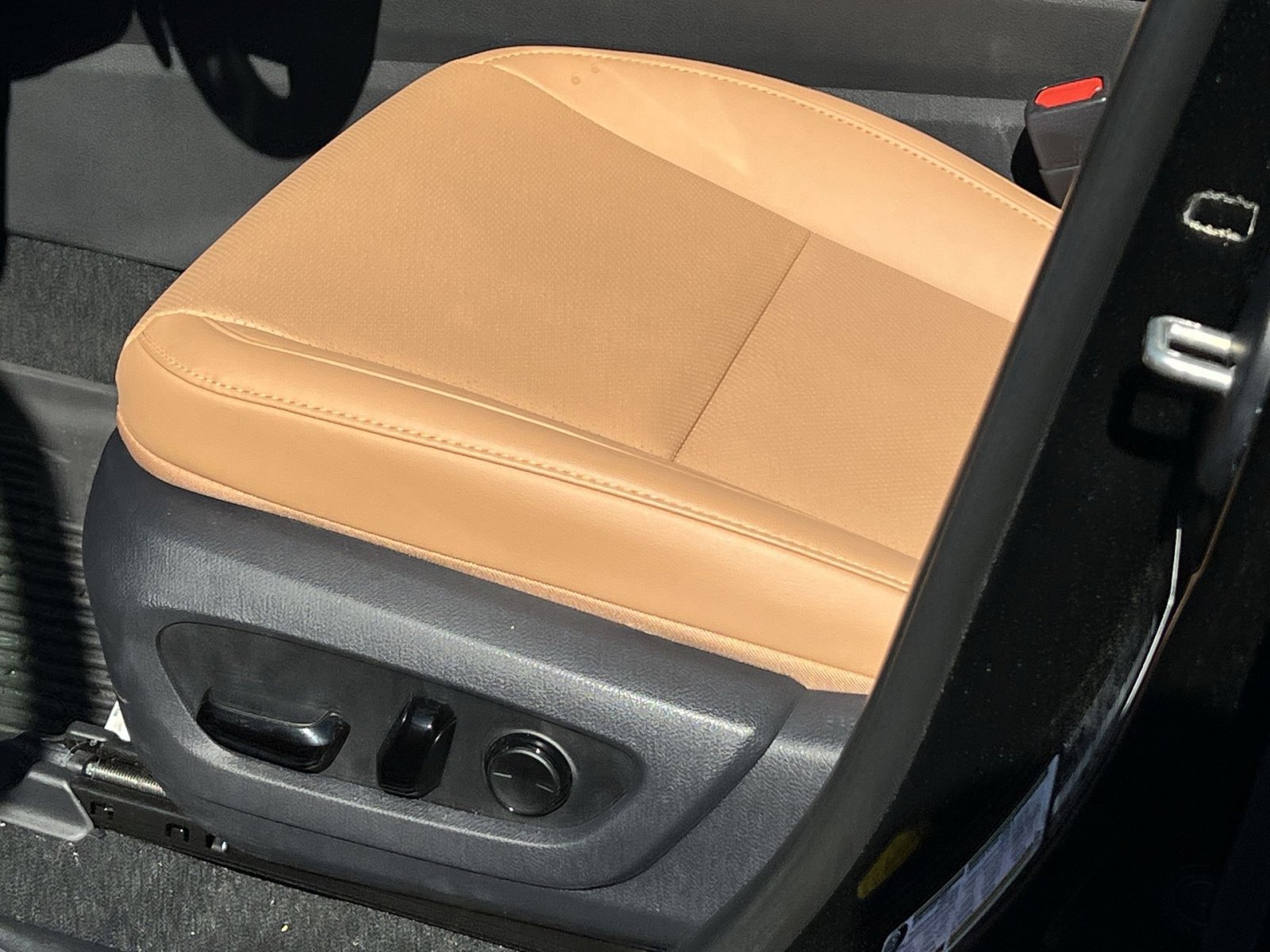 Used 2025 Lexus NX 350 AWD w/ Accessory Package (2T) image 12