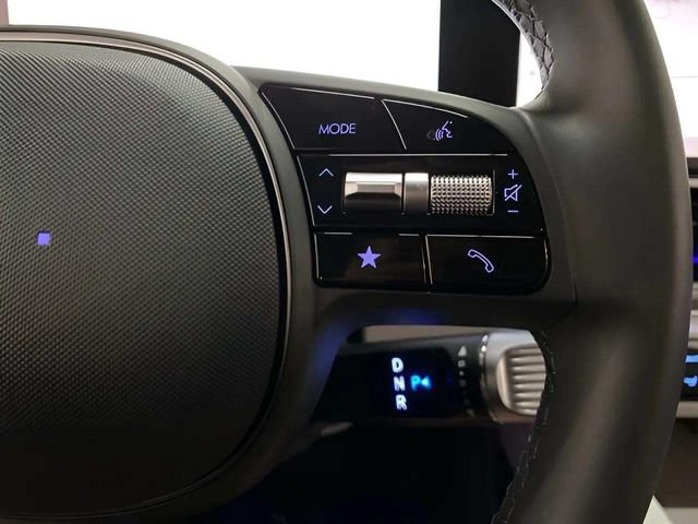 Used 2025 Hyundai Ioniq 6 SEL RWD image 32