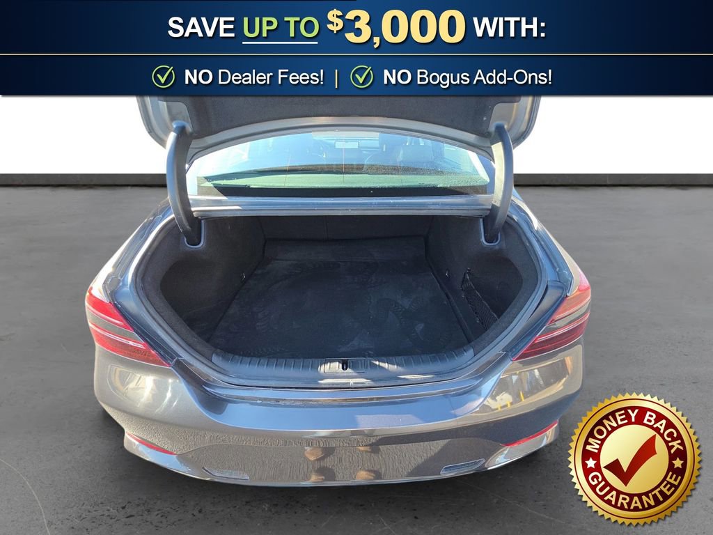 Used 2025 Genesis G70 2.5T image 24