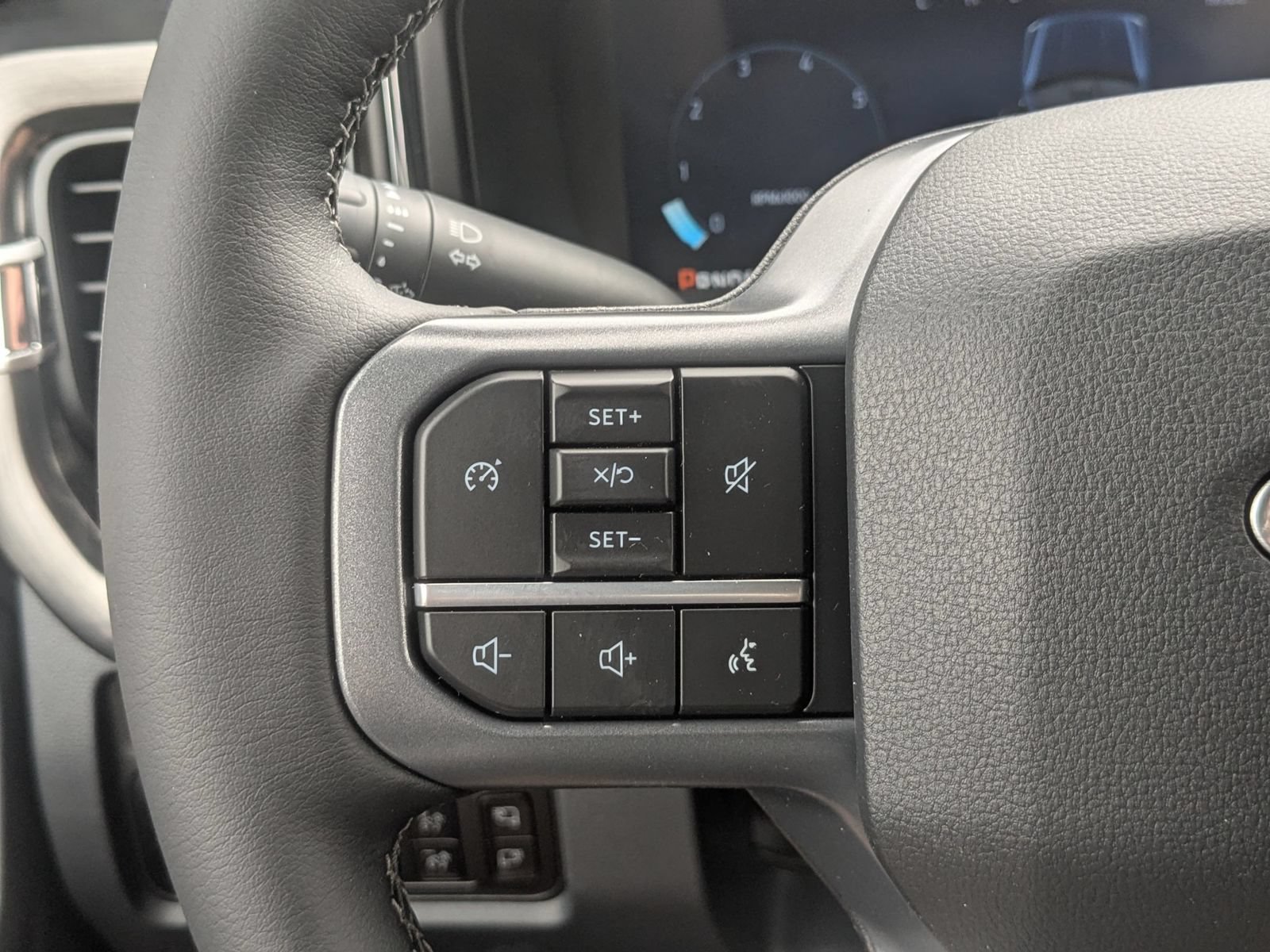 New 2026 Ford F250 Lariat w/ Tremor Off-Road Package AWD/4WD image 17