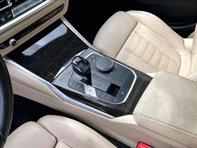 Used 2020 BMW 330i Sedan w/ Driving Assistance Package image 15