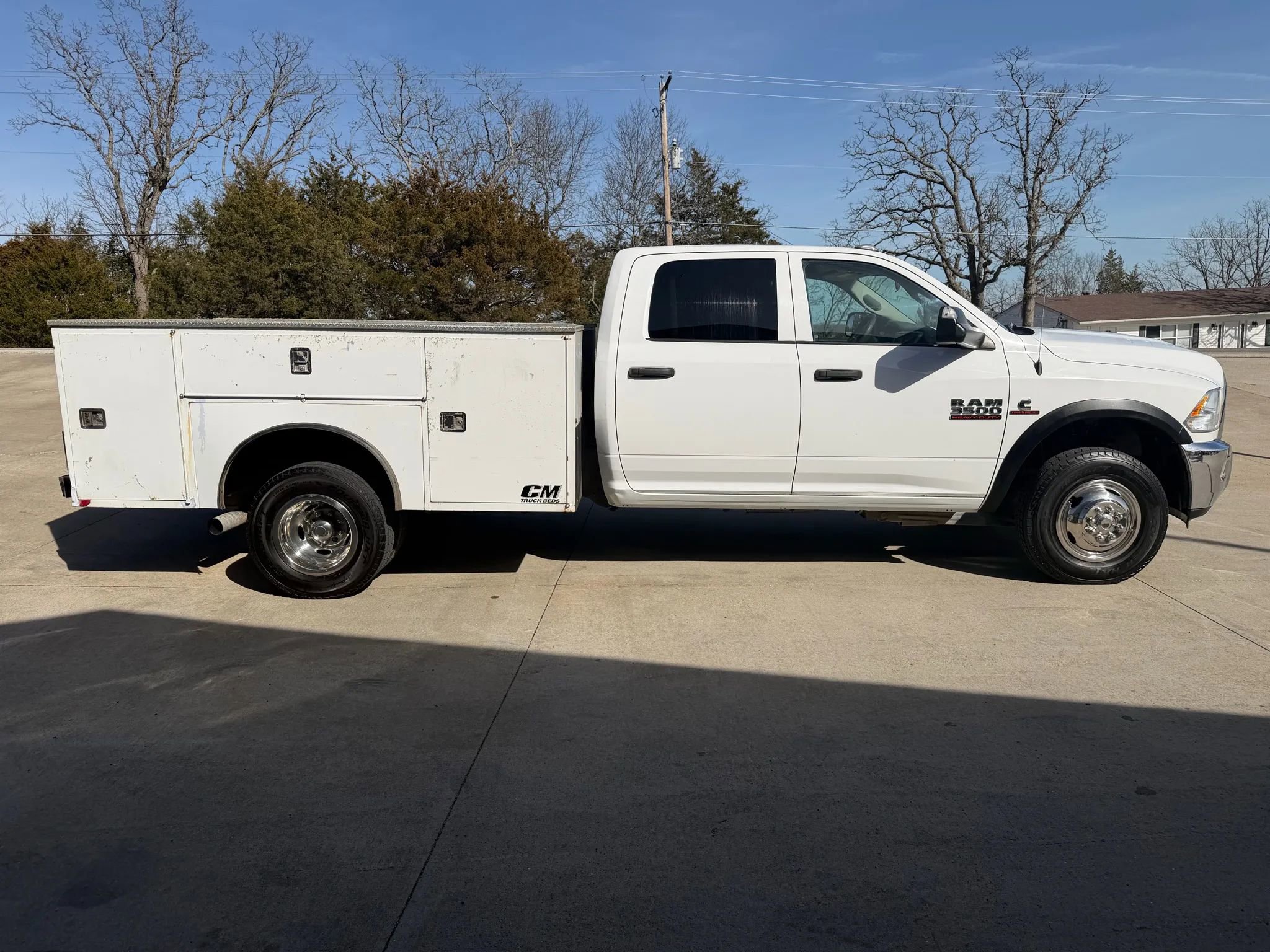 Used 2018 RAM 3500 Tradesman w/ Chrome Appearance Group AWD/4WD image 2