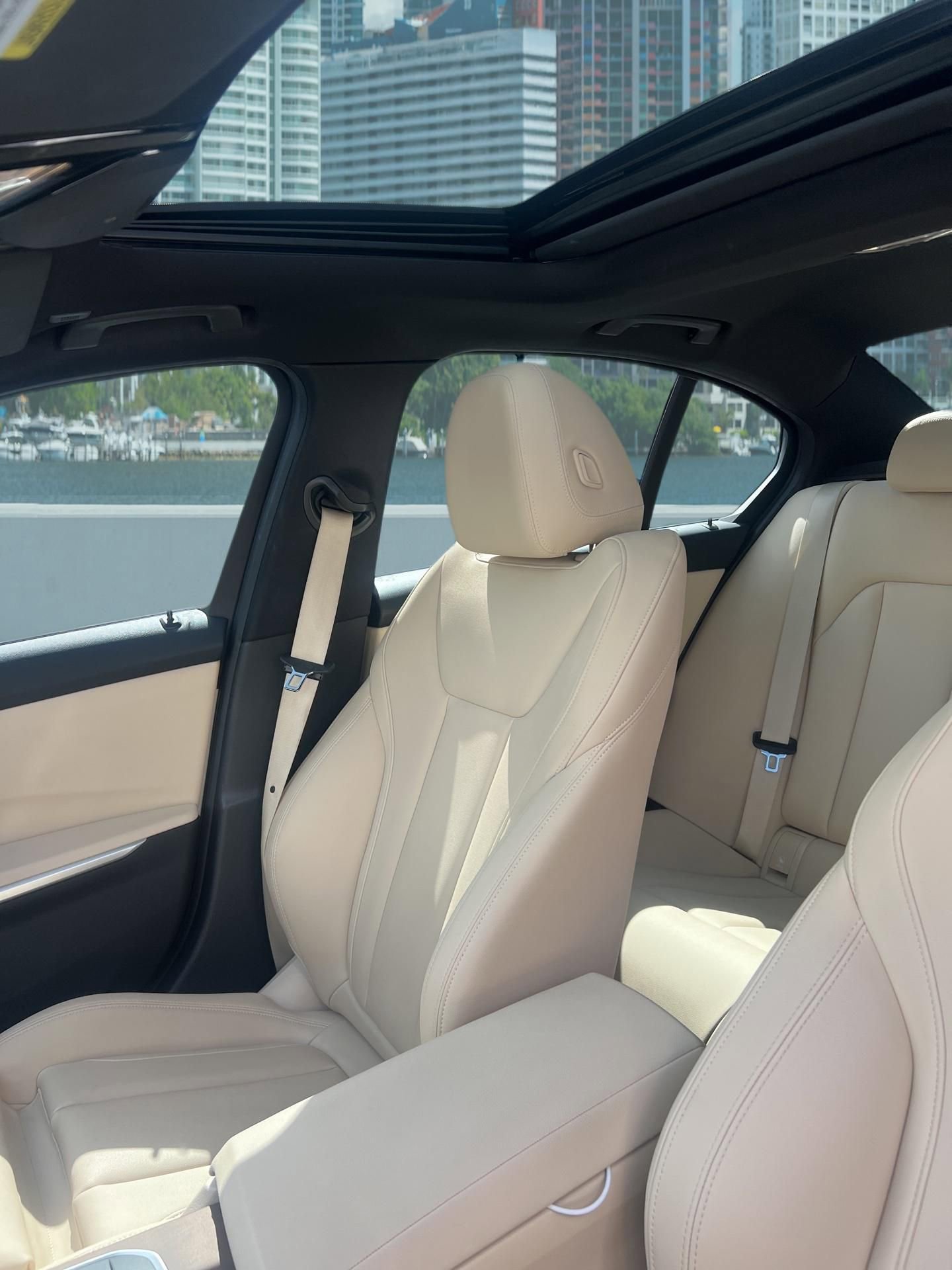 Used 2021 BMW 330i Sedan w/ Convenience Package image 14