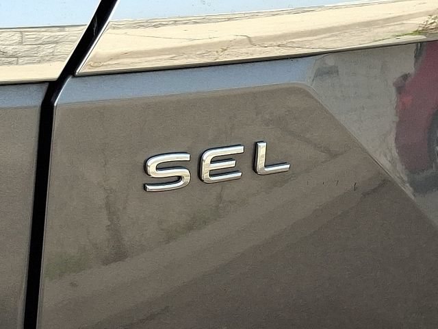 Used 2024 Volkswagen Atlas SEL Premium R-Line AWD/4WD image 29