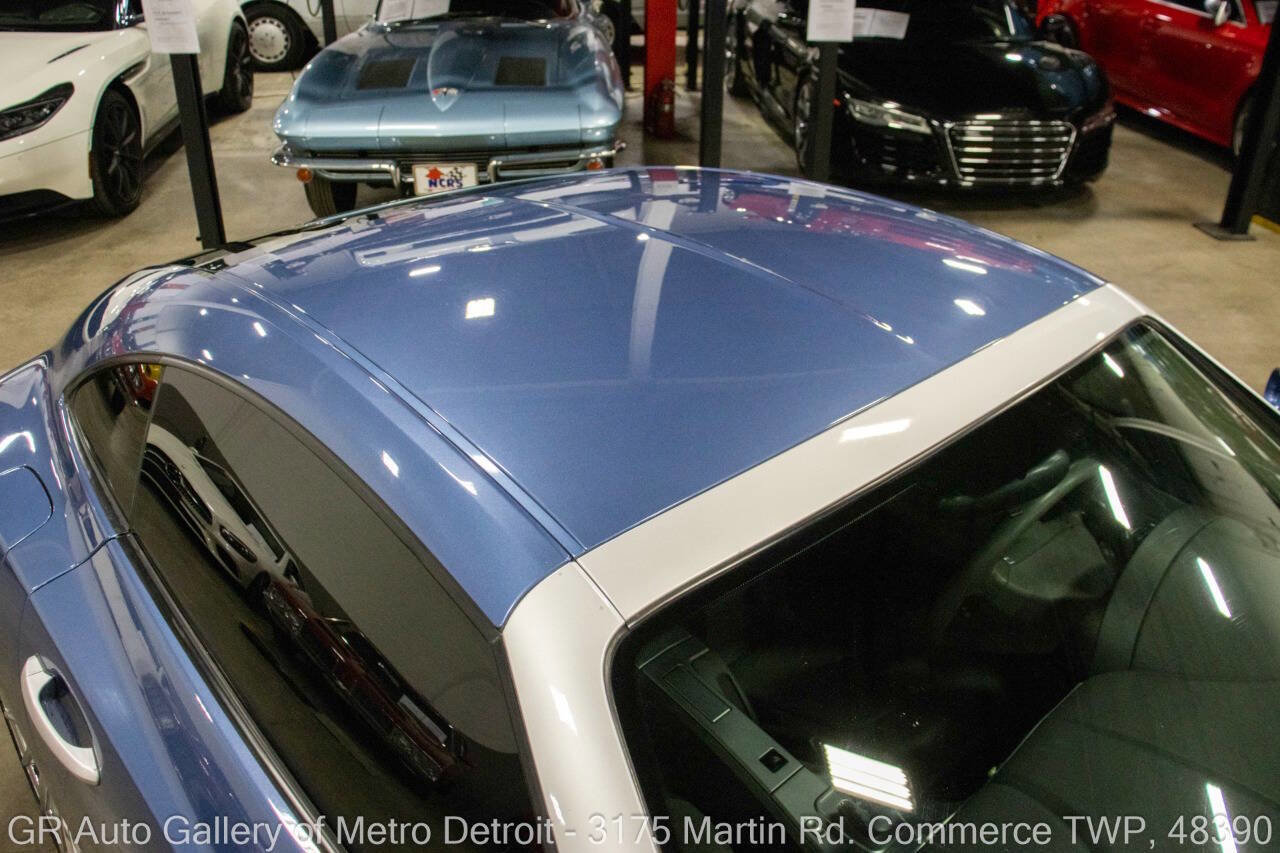 Used 2005 Chrysler Crossfire Limited image 14