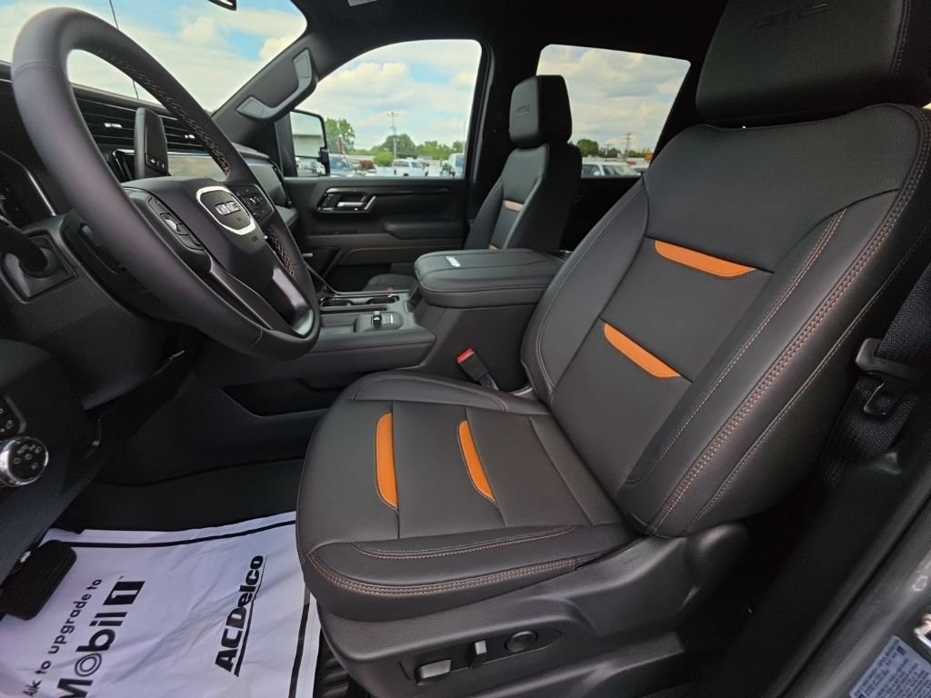 New 2026 GMC Sierra 2500 AT4 w/ LPO, Black Badging Package AWD/4WD image 16