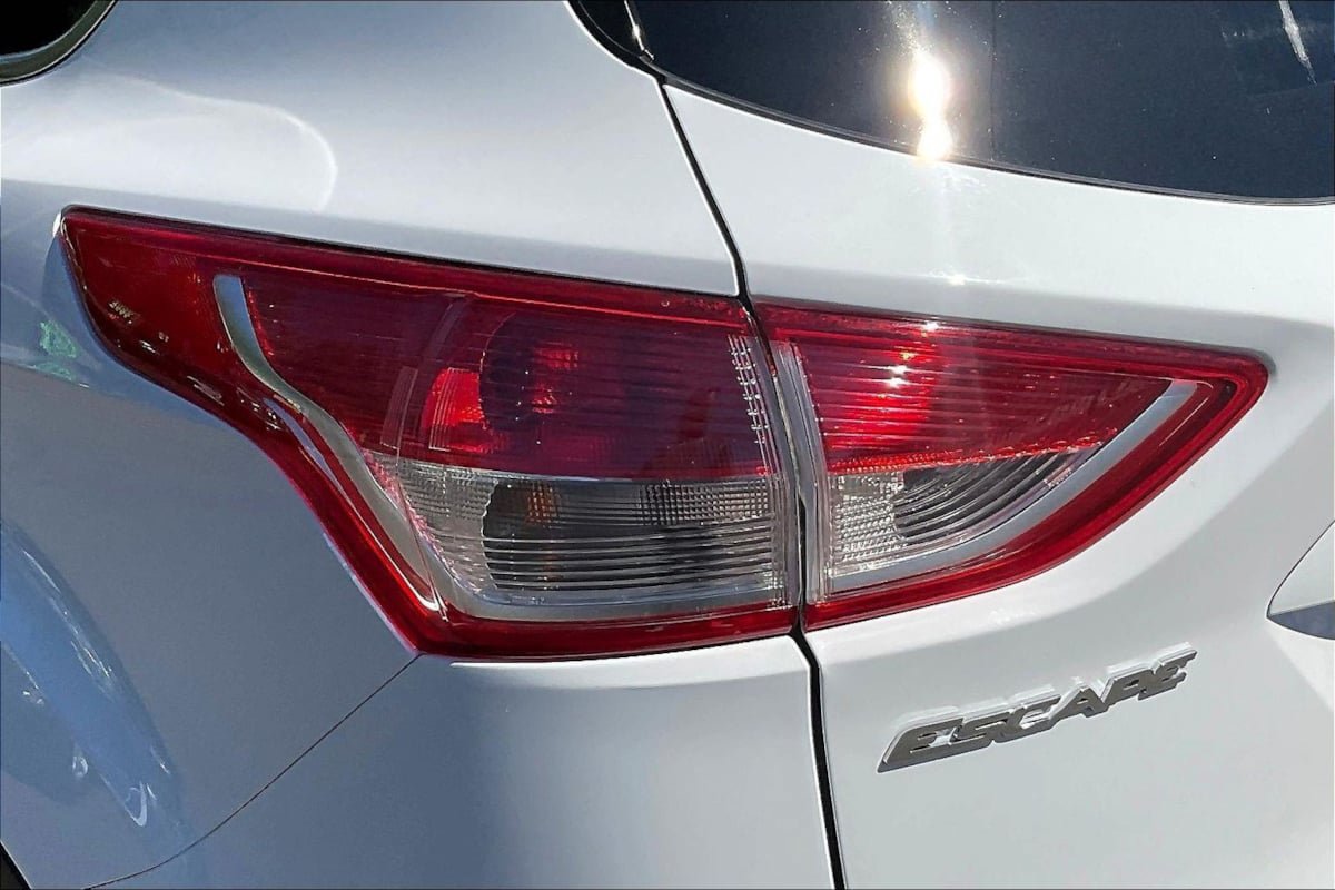 Used 2013 Ford Escape SE AWD/4WD image 22