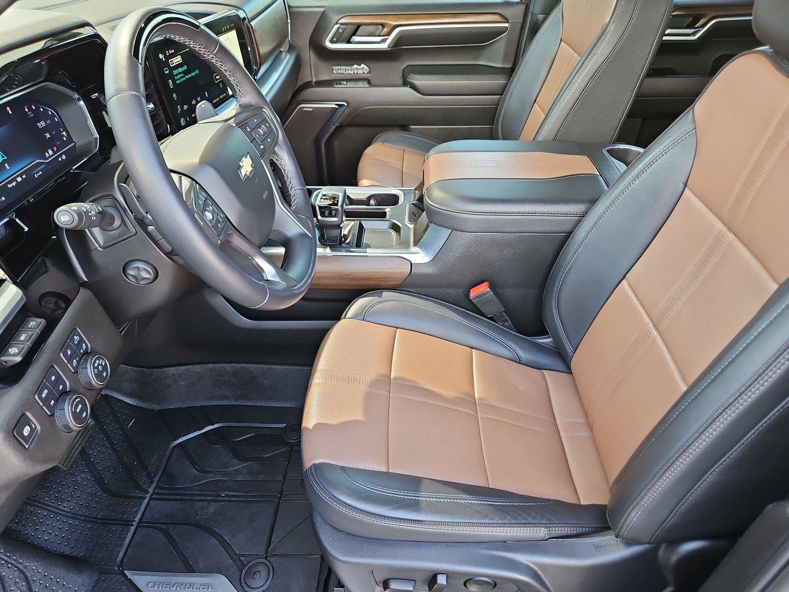 Used 2024 Chevrolet Silverado 1500 High Country AWD/4WD image 11
