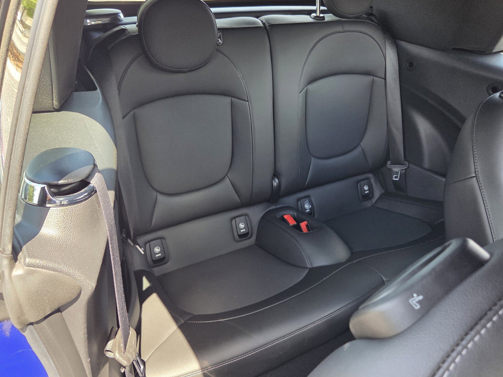 Used 2019 MINI Cooper Convertible image 15