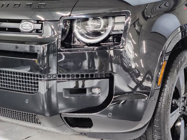New 2026 Land Rover Defender 110 V8 image 12