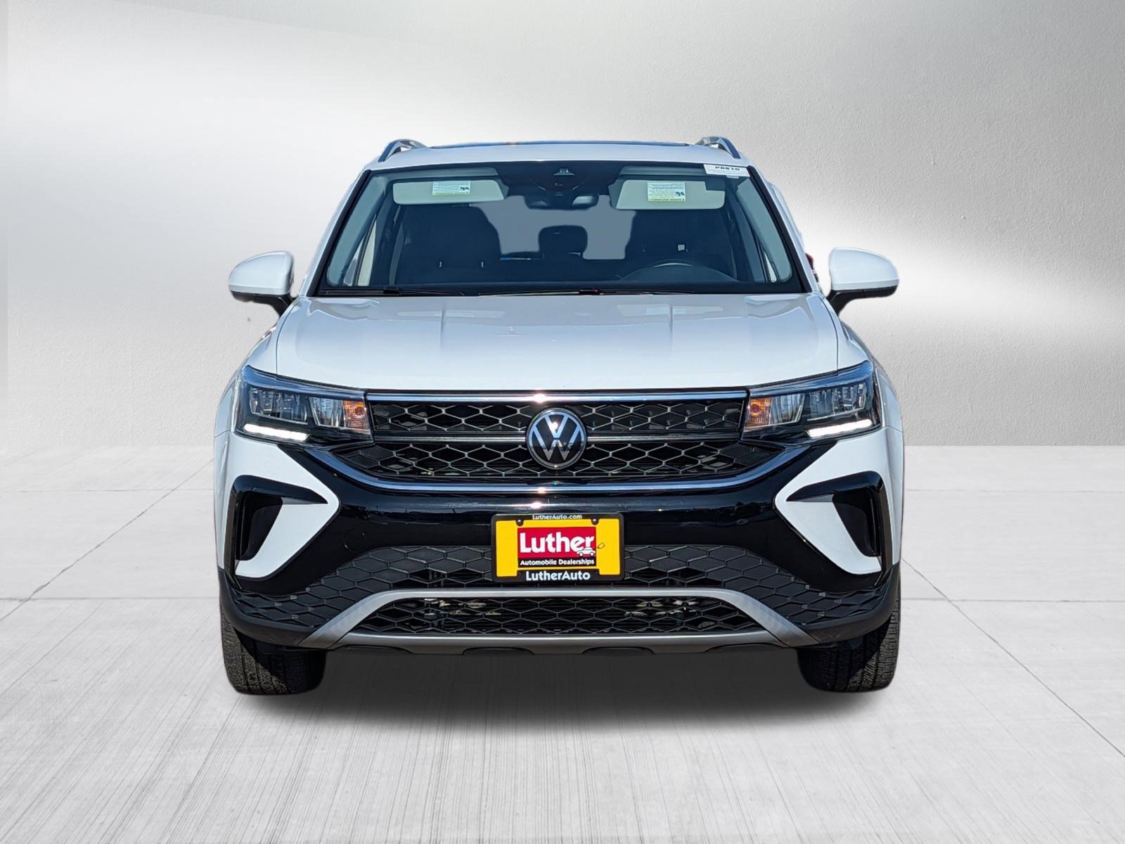 Used 2023 Volkswagen Taos SE w/ Panoramic Sunroof Package video 2