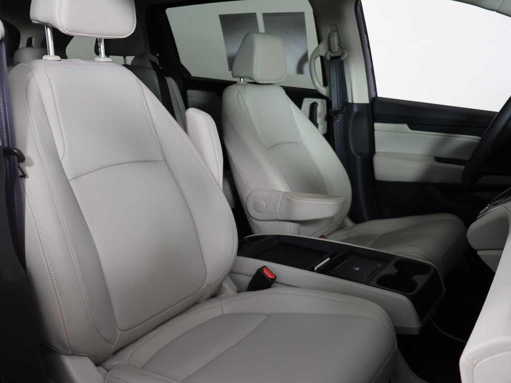 Certified 2026 Honda Odyssey EX-L image 30