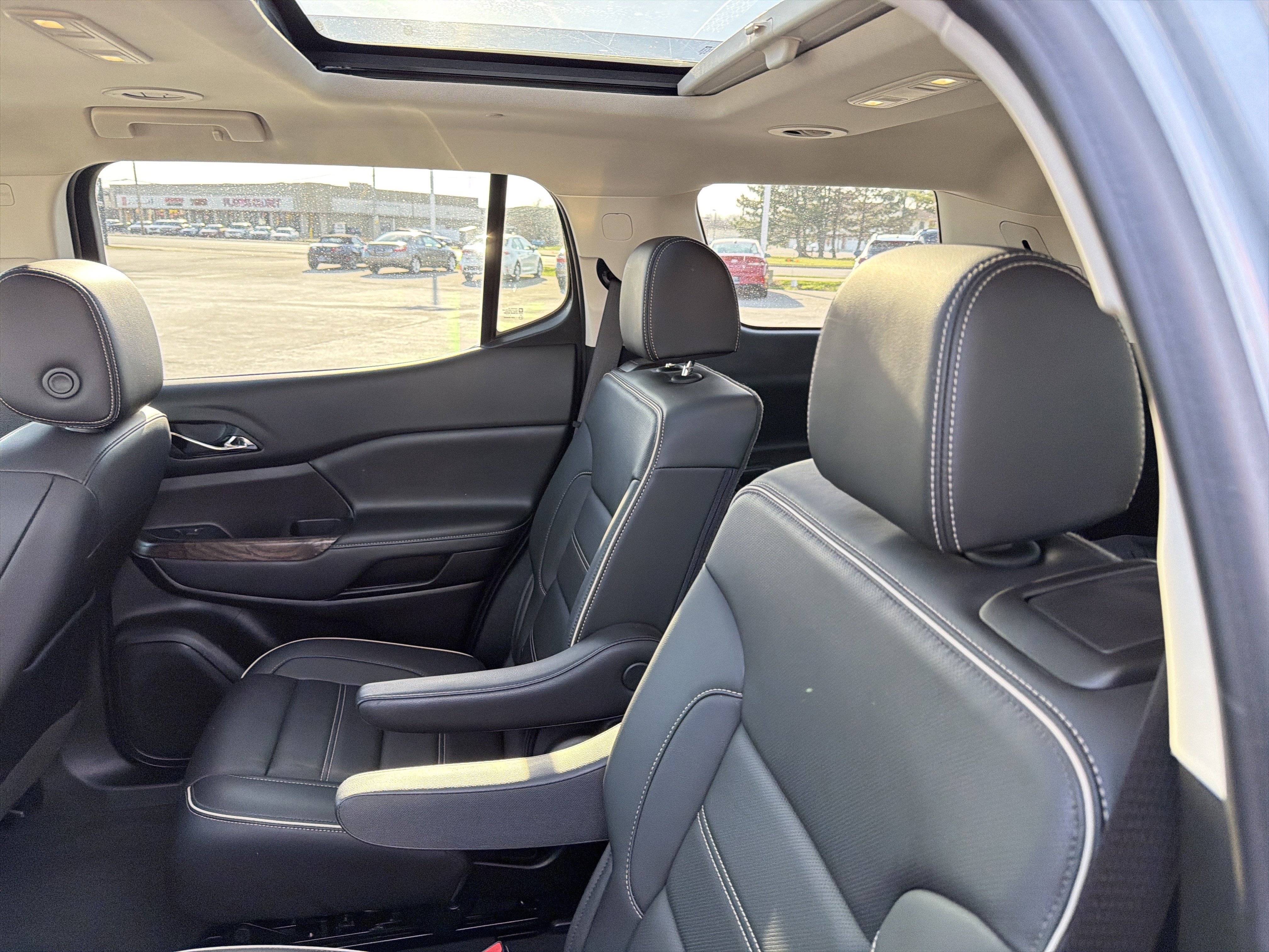 Used 2023 GMC Acadia Denali w/ Denali Technology Package image 69