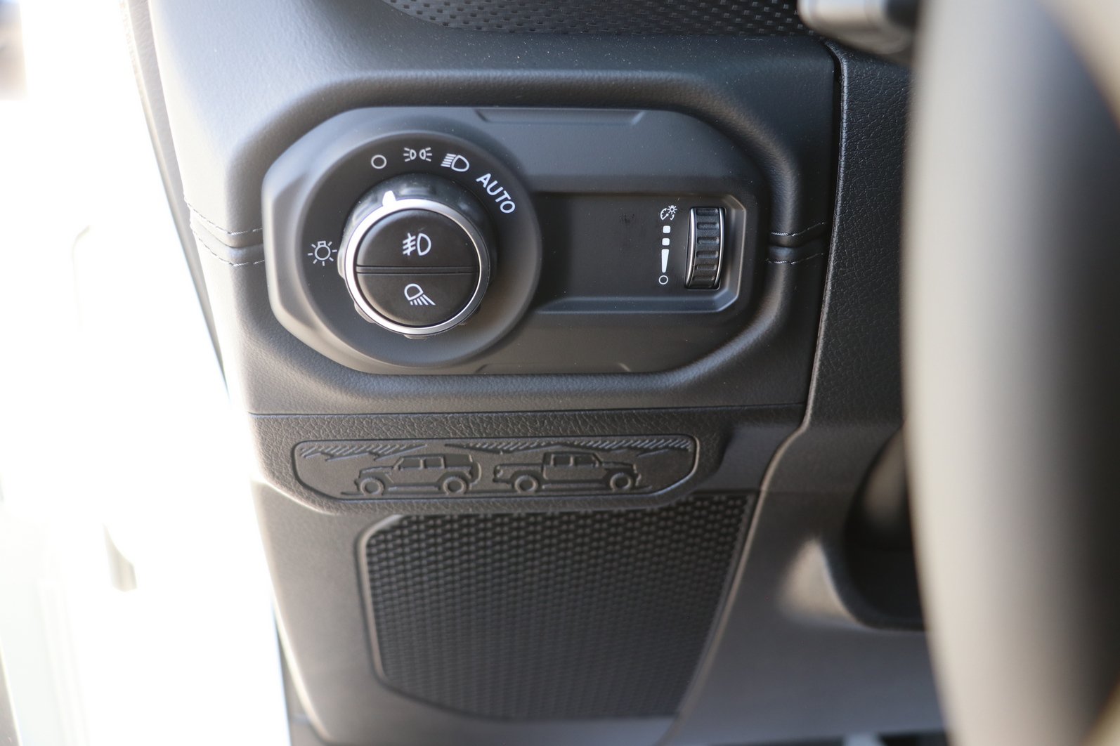 New 2026 Jeep Gladiator Mojave AWD/4WD image 11