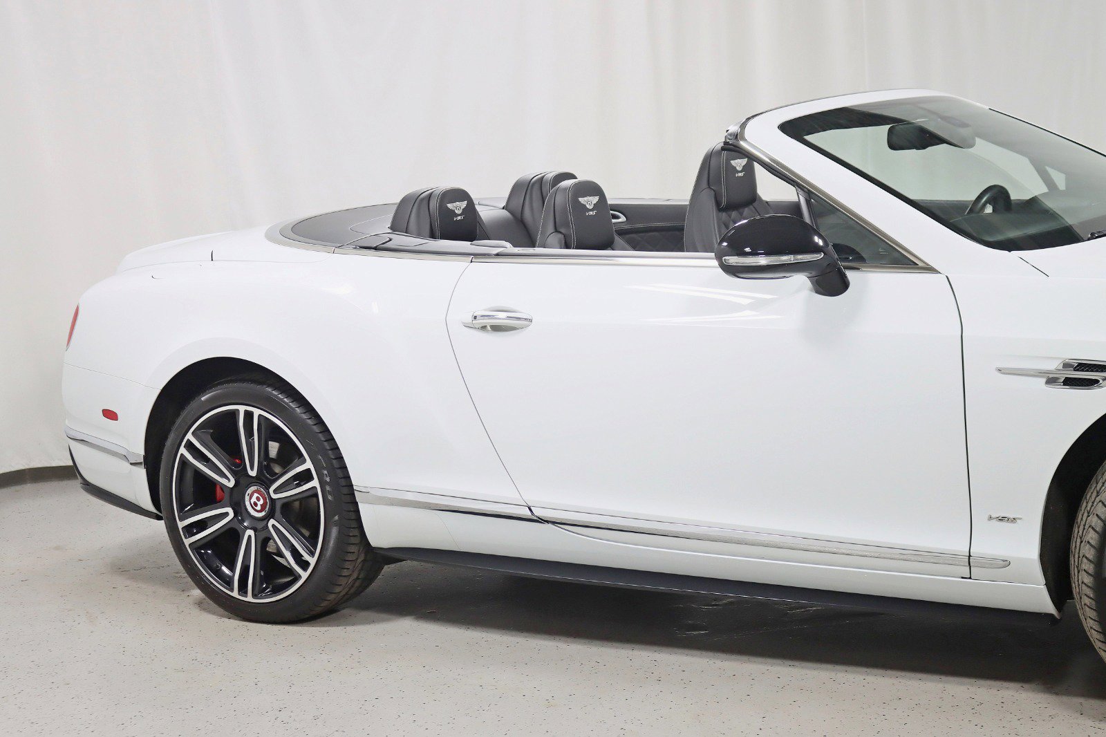Used 2017 Bentley Continental GT V8 S image 4