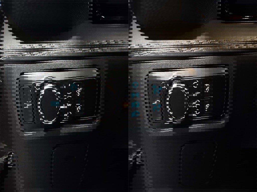 Used 2024 Ford Mustang GT Premium image 22